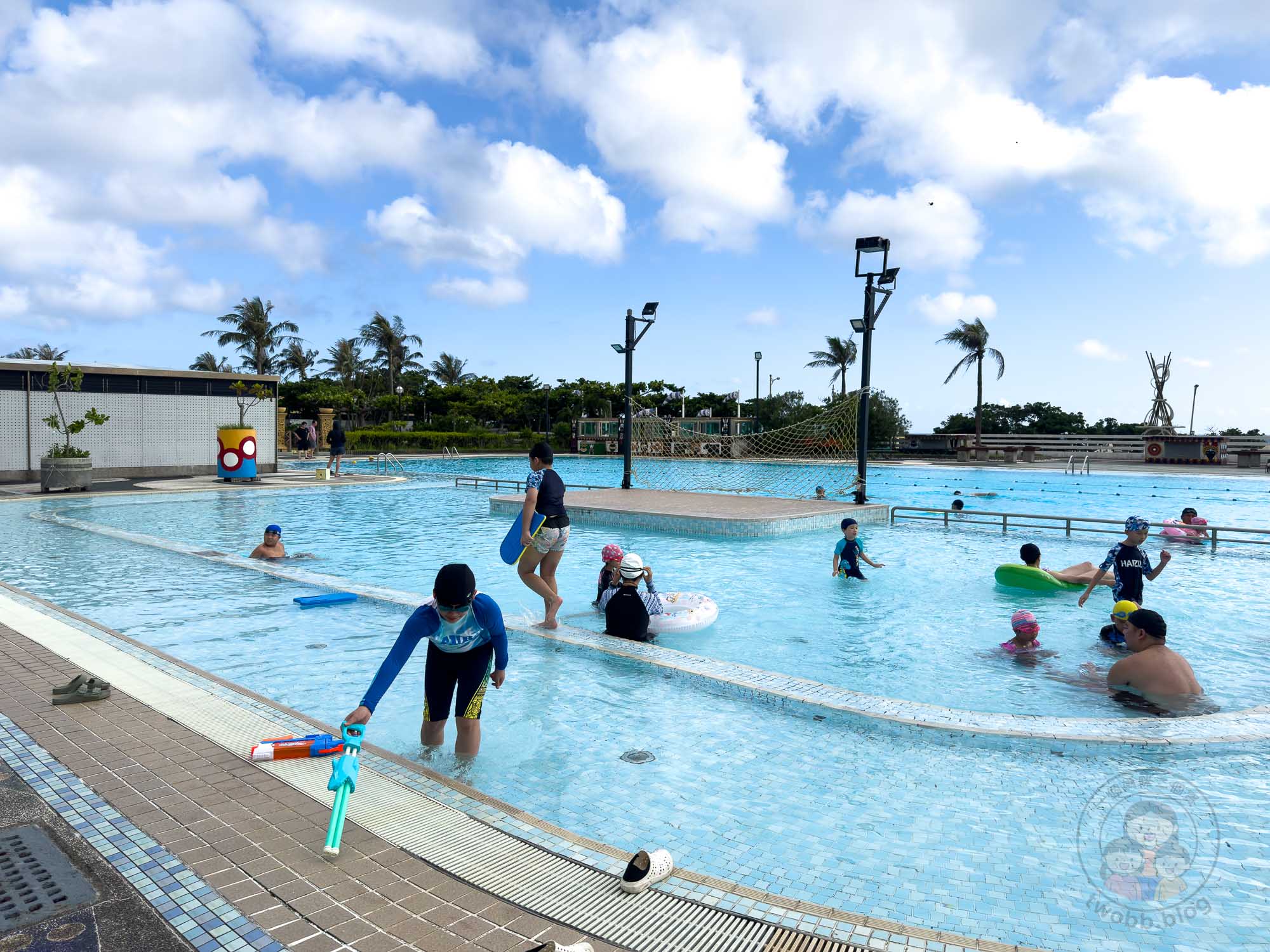 屏東｜墾丁福華渡假飯店》墾丁泳池飯店，直通小灣沙灘，梅花鹿親密互動。