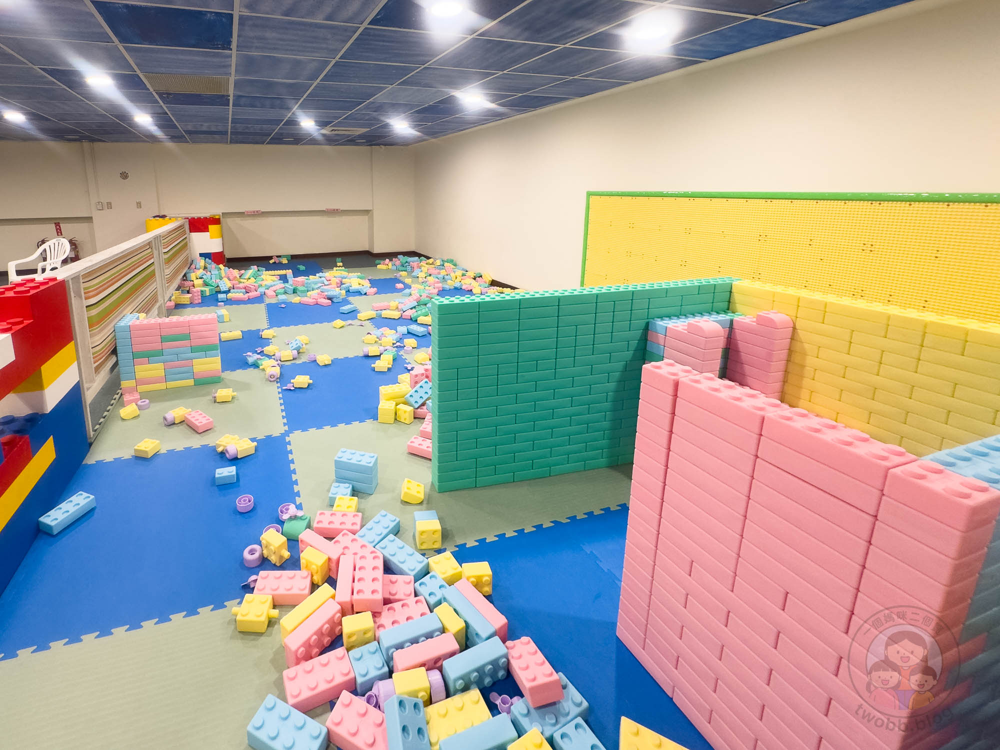 屏東｜墾丁福華渡假飯店》墾丁泳池飯店，直通小灣沙灘，梅花鹿親密互動。