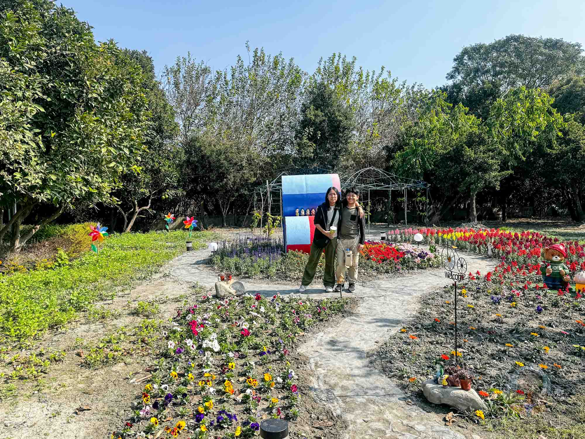 彰化|正實親子農場》2026門票資訊,彰化親子農場、可愛動物、撿雞蛋、戲水池溜滑梯、還有小火車。 - 第15張圖 彰化|正實親子農場》2026門票資訊,彰化親子農場、可愛動物、撿雞蛋、戲水池溜滑梯、還有小火車。