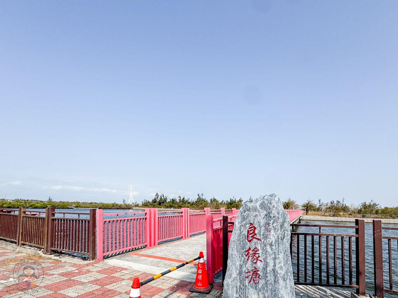 台南|七股鹽山》南台灣最美「雪山」!純白鹽峰打卡美拍、必吃鹽味冰棒、台南親子一日遊行程。 - 第28張圖 台南|七股鹽山》南台灣最美「雪山」!純白鹽峰打卡美拍、必吃鹽味冰棒、台南親子一日遊行程。