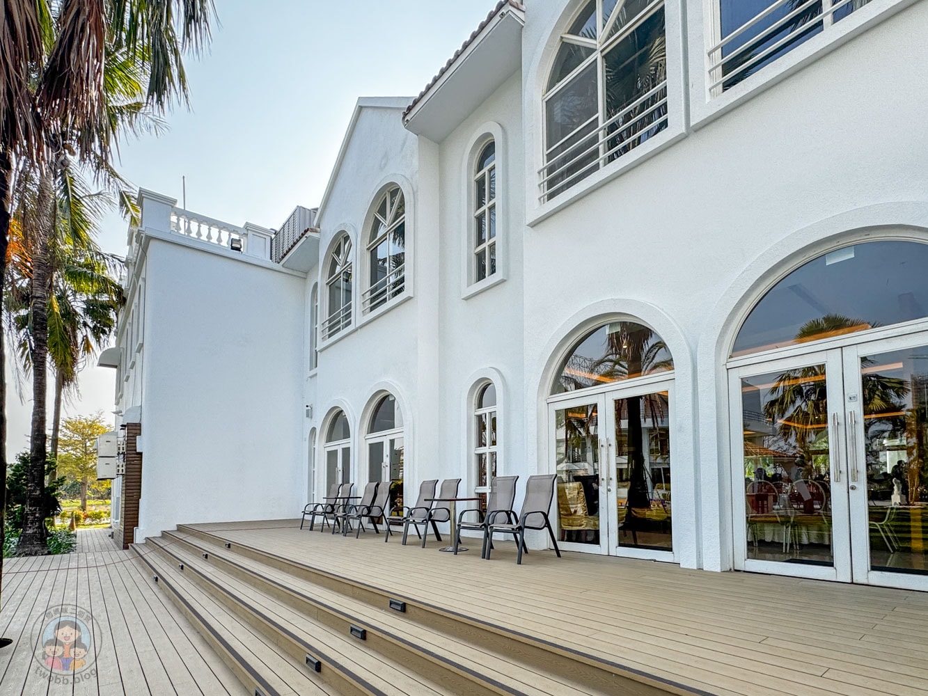 台南｜福爾摩沙花園酒店》台南永康住宿推薦，游泳池 露臺房型，親子住宿也適合。