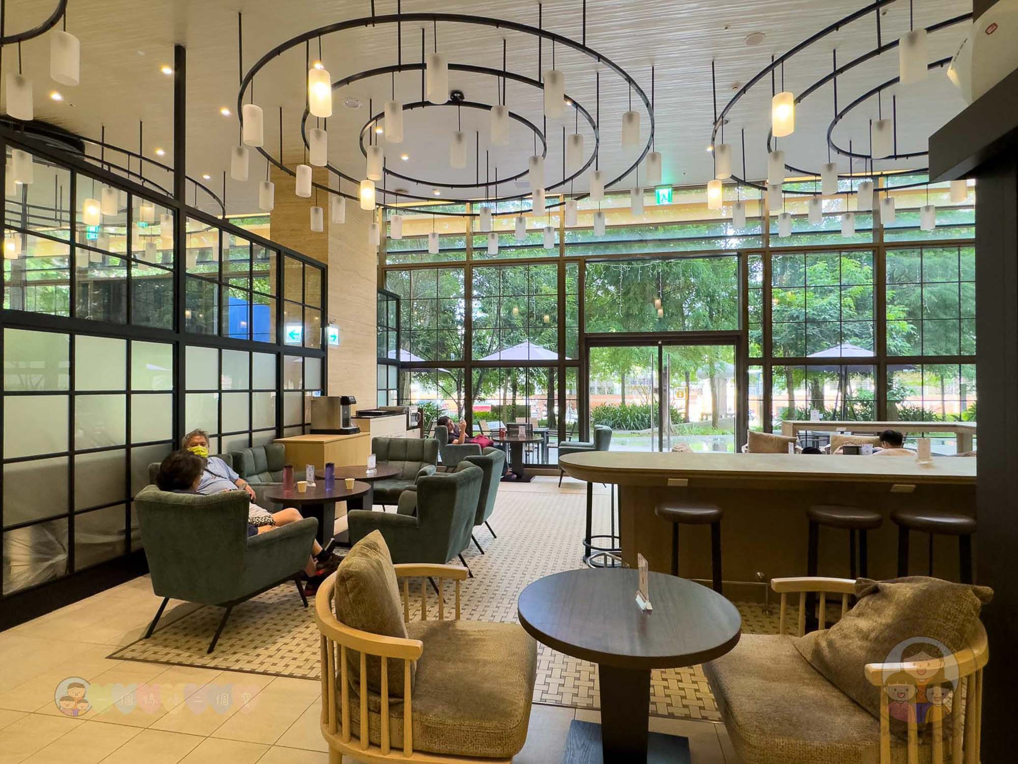 台中｜浮雲客棧Kloud Hotel》步行6分鐘可達逢甲夜市，鬧中取靜 寵物友善旅館。