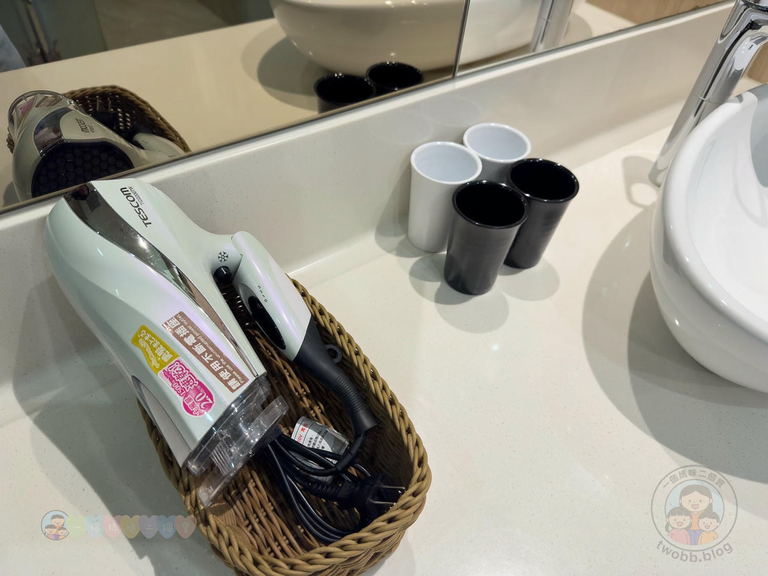 台中｜浮雲客棧Kloud Hotel》步行6分鐘可達逢甲夜市，鬧中取靜 寵物友善旅館。