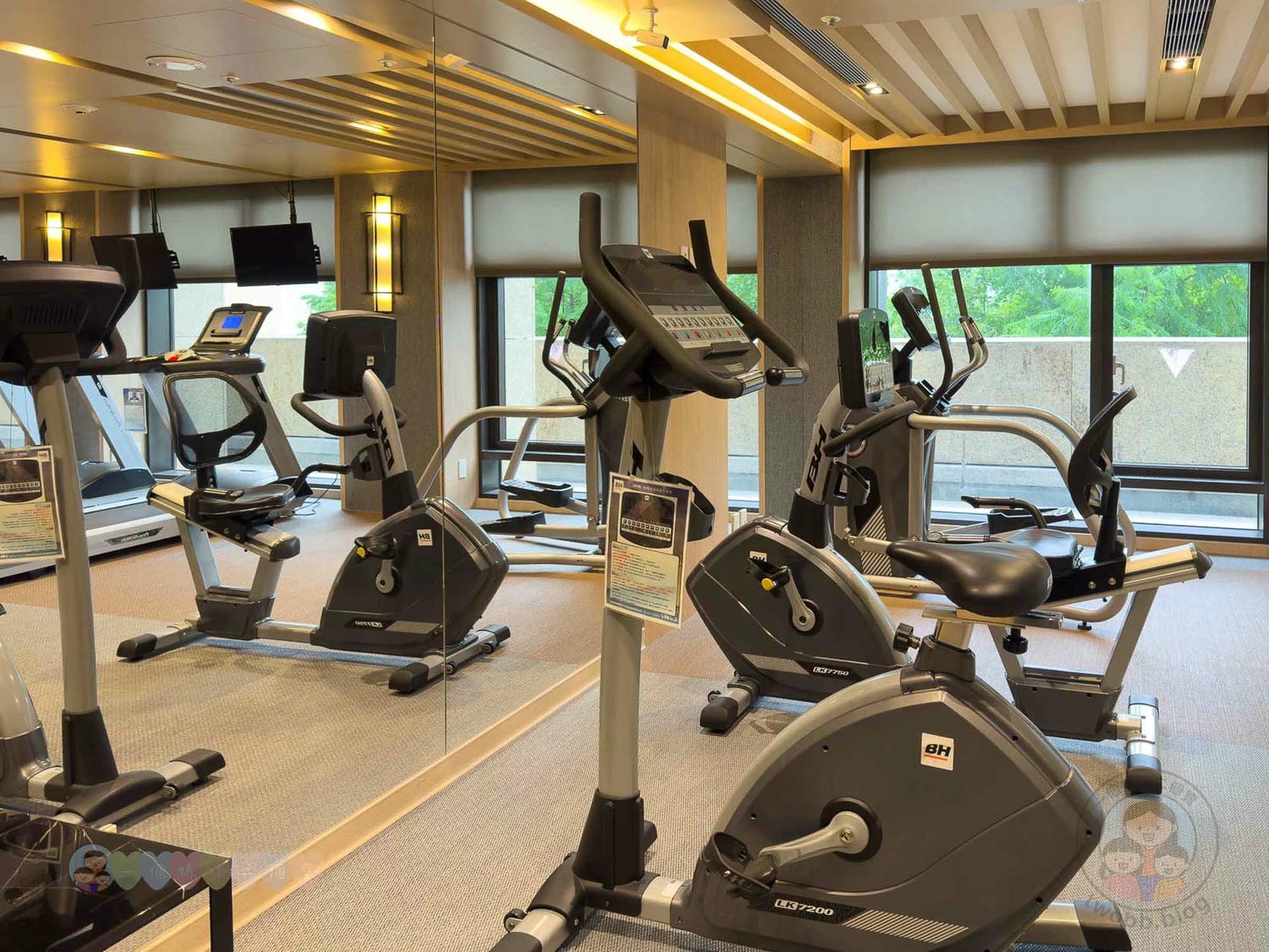 台中｜浮雲客棧Kloud Hotel》步行6分鐘可達逢甲夜市，鬧中取靜 寵物友善旅館。