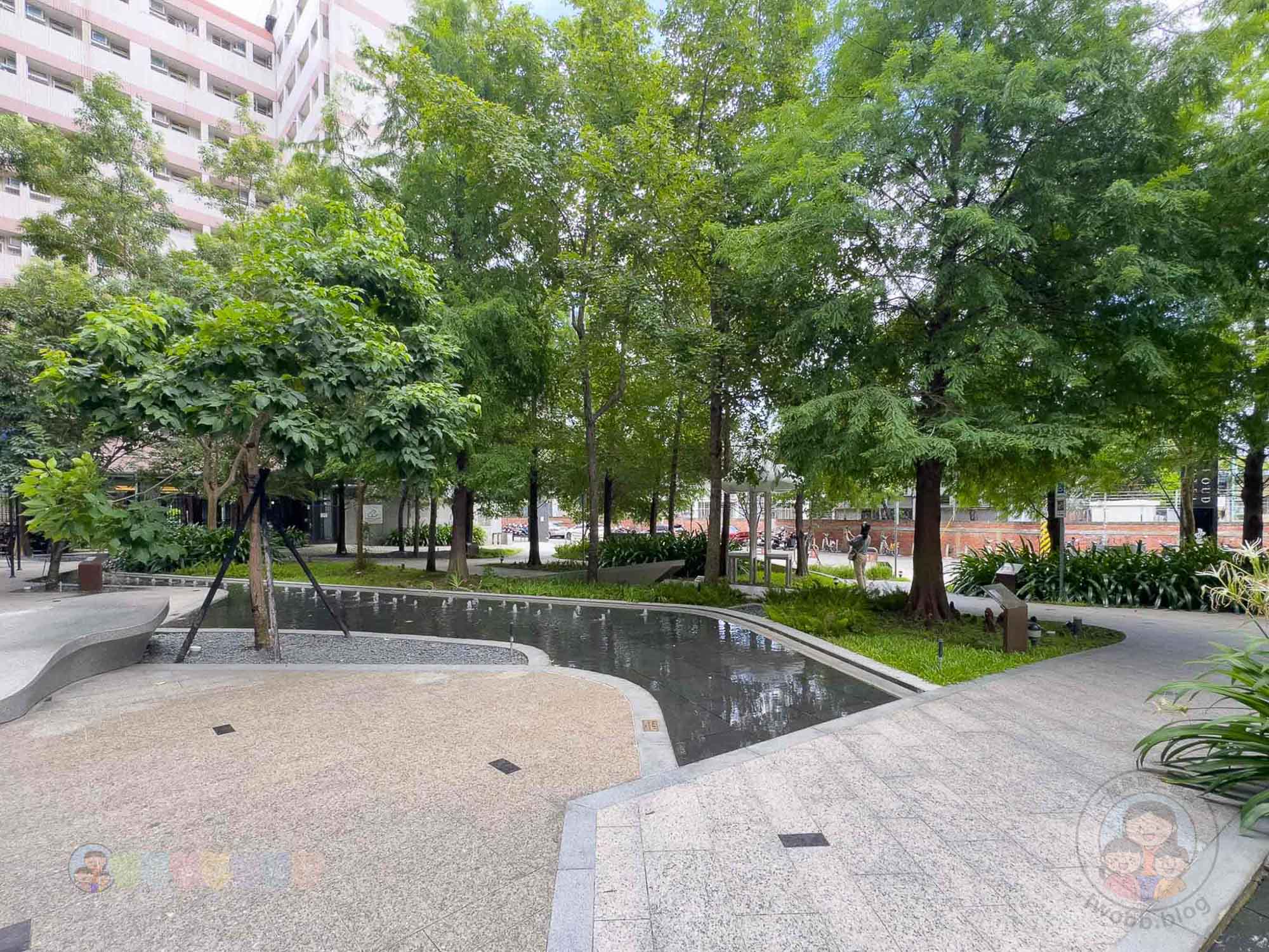 台中｜浮雲客棧Kloud Hotel》步行6分鐘可達逢甲夜市，鬧中取靜 寵物友善旅館。