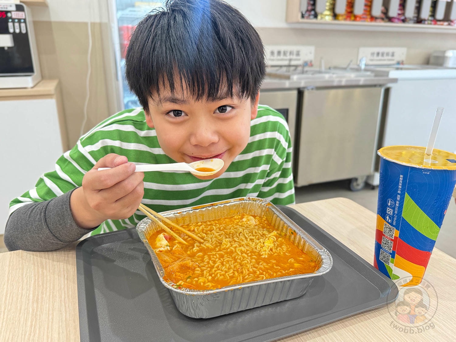 苗栗|24H麻希達無人拉麵(竹南店)》全天候自助韓式拉麵店,配料無限加!竹南宵夜美食首選。 - 第29張圖 苗栗|24H麻希達無人拉麵(竹南店)》全天候自助韓式拉麵店,配料無限加!竹南宵夜美食首選。