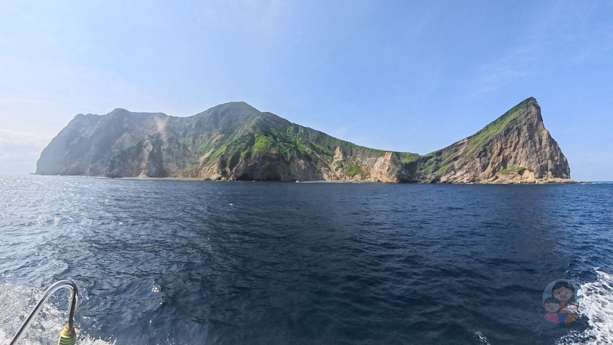 宜蘭賞鯨｜優惠包套行程、360度環繞龜山島、宜蘭龜山島半日遊》近距離欣賞龜山奇景、與海豚共舞