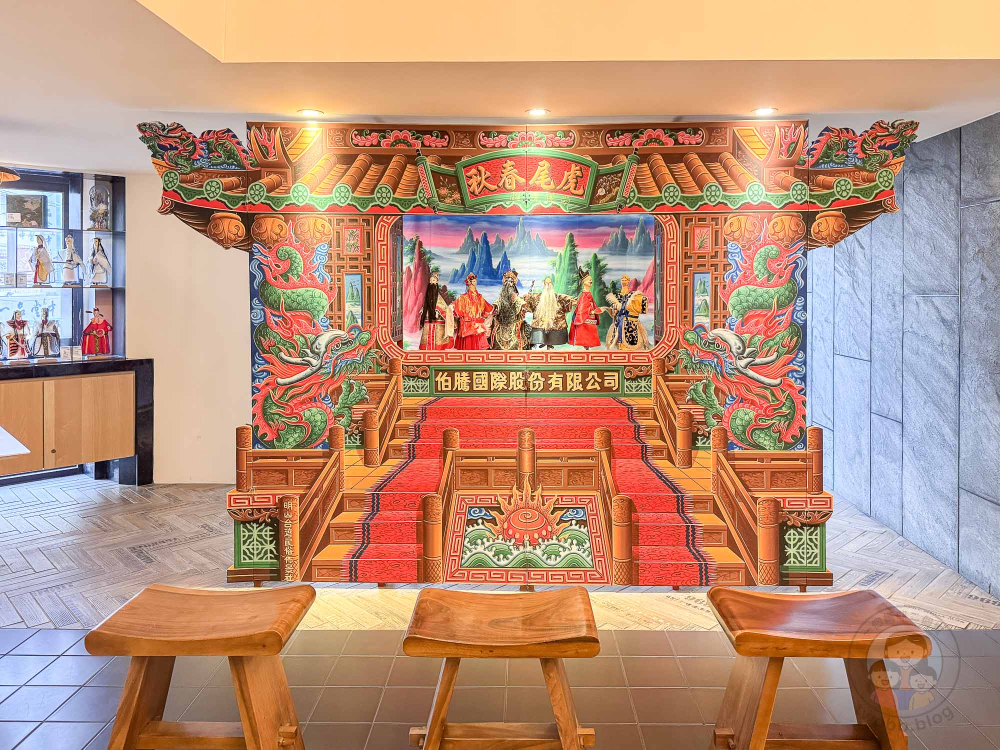 雲林|虎尾春秋文創設計旅店》全台首創布袋戲主題旅館、附設親子遊戲室、布袋戲台操偶區、露天Lounge Bar。 - 第12張圖 雲林|虎尾春秋文創設計旅店》全台首創布袋戲主題旅館、附設親子遊戲室、布袋戲台操偶區、露天Lounge Bar。