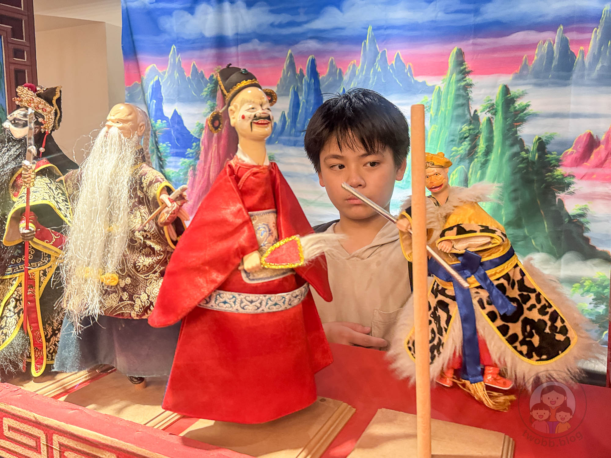 雲林|虎尾春秋文創設計旅店》全台首創布袋戲主題旅館、附設親子遊戲室、布袋戲台操偶區、露天Lounge Bar。 - 第13張圖 雲林|虎尾春秋文創設計旅店》全台首創布袋戲主題旅館、附設親子遊戲室、布袋戲台操偶區、露天Lounge Bar。